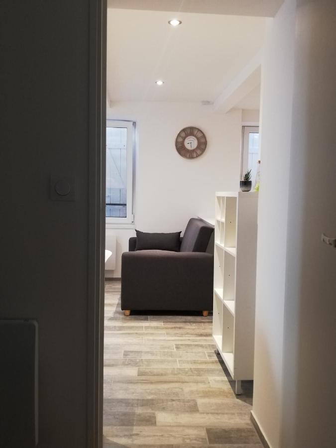 Appartement Avec Terrasse Entre Vignes, Balades, Alsace Guebwiller Bagian luar foto
